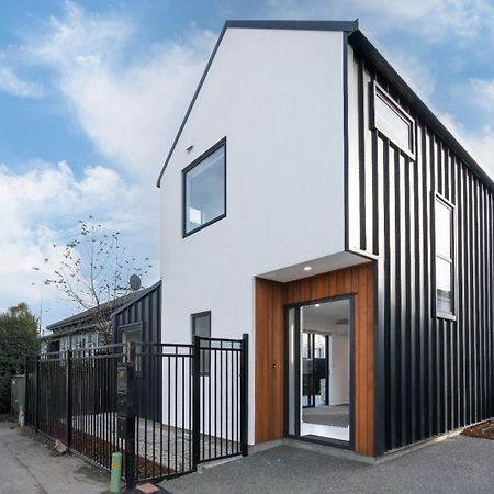 Brand New Close To Cbd 3 Bed 3 Bath With Garage Крайстчёрч Экстерьер фото